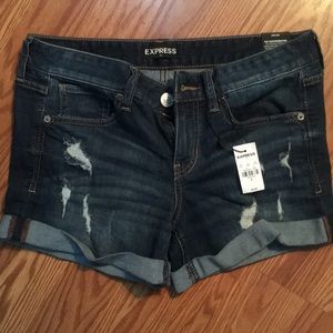 Express shorts midi new size 6